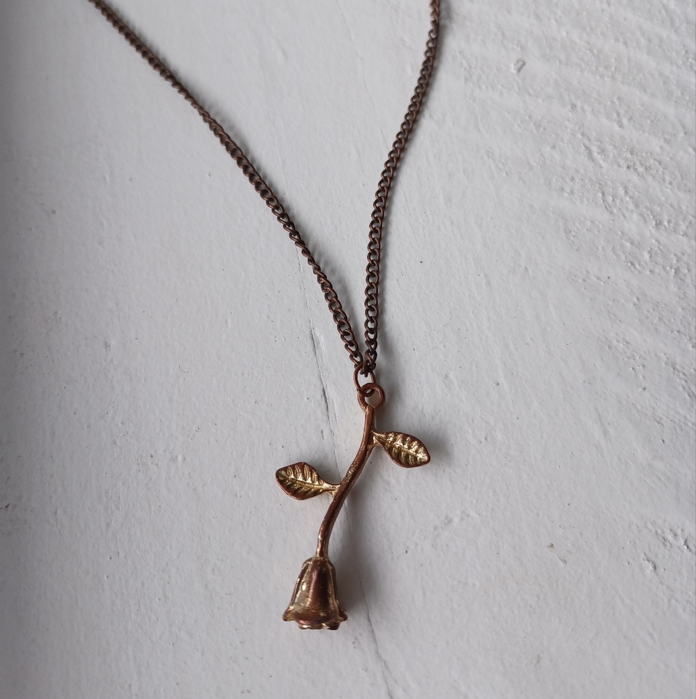 Gold Rose Pendant Necklace